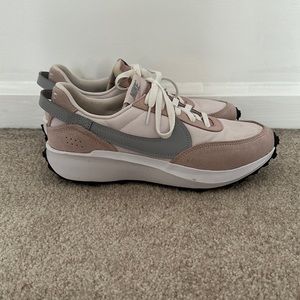 Nike Waffle Debut 9.5